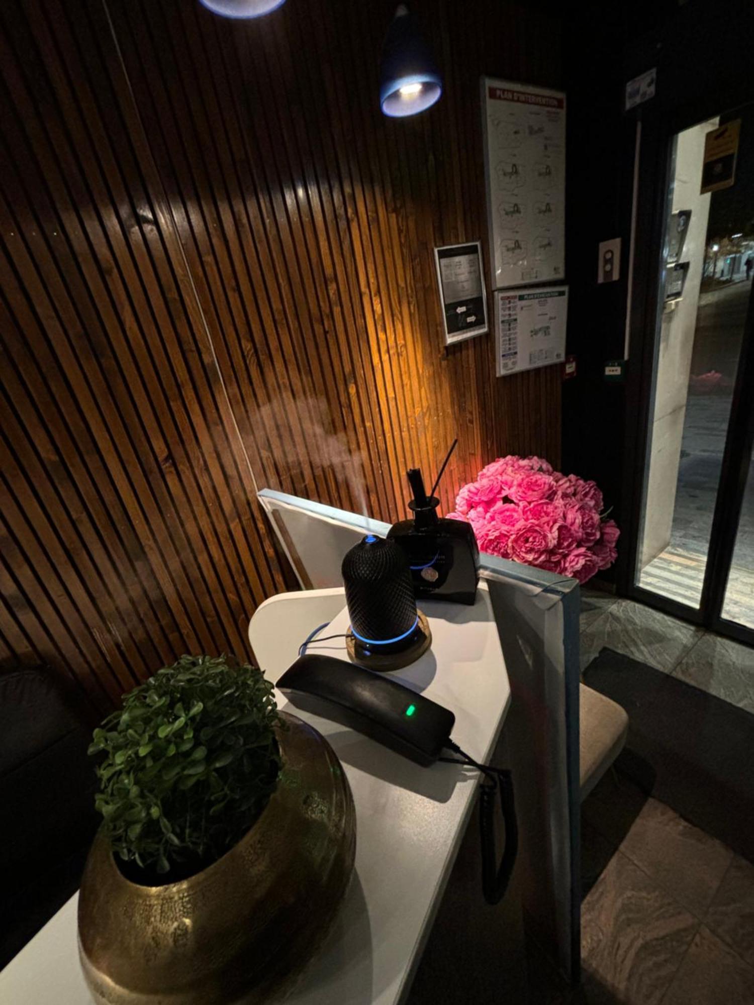 Hotel Astrid Rouen Ngoại thất bức ảnh